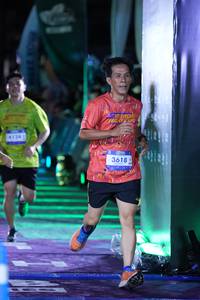 BIB: 4124, 3618
                            <button type="button" onclick="openModal(26221819)" class="btn btn-primary btn-sm float-right btn-popup" data-toggle="modal" data-target=".modal-high-quality">
                        <i class="fas fa-shopping-cart"></i> Add to Cart
                    </button>
                                            <button type="button" onclick="isThisMe(26221819, true)" class="btn btn-success btn-sm float-right btn-popup btn-isme hidden" data-toggle="tooltip" data-placement="bottom" title="นี่คือรูปของคุณใช่ไหม คลิกที่นี่เพื่อเอาเข้าอัลบั้ม">
                        <i class="fas fa-plus"></i> Add to album
                    </button>
                    <button type="button" onclick="isThisMe(26221819, false)" class="btn btn-warning btn-sm float-right btn-popup btn-isnotme hidden">
                        <i class="fas fa-ban"></i> Remove from album
                    </button>